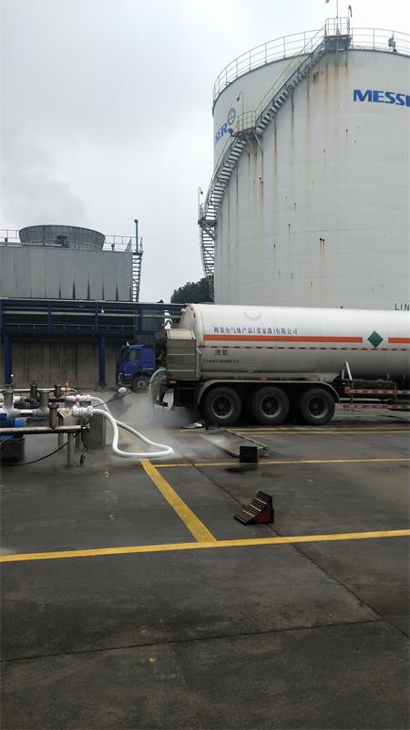 低温拉断阀现场视频